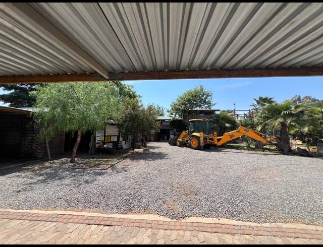 10 BEDROOM HOUSE FOR SALE IN HOMELANDS